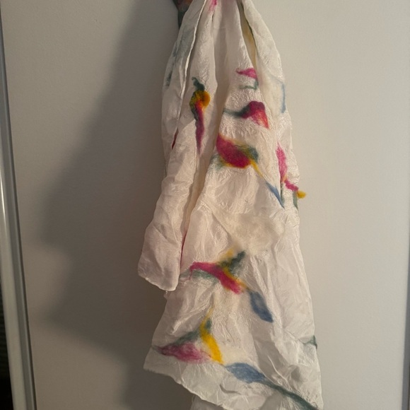 VINTAGE mixed medium silk colorful scarf - Picture 4 of 5